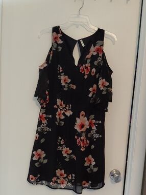 Japna,Floral Cold-Shoulder Black Dress with Pink Blooms, Junior Size L